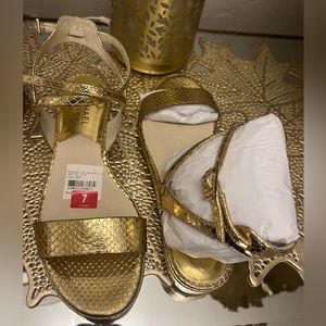 Michael Kors brand new size 7 flats